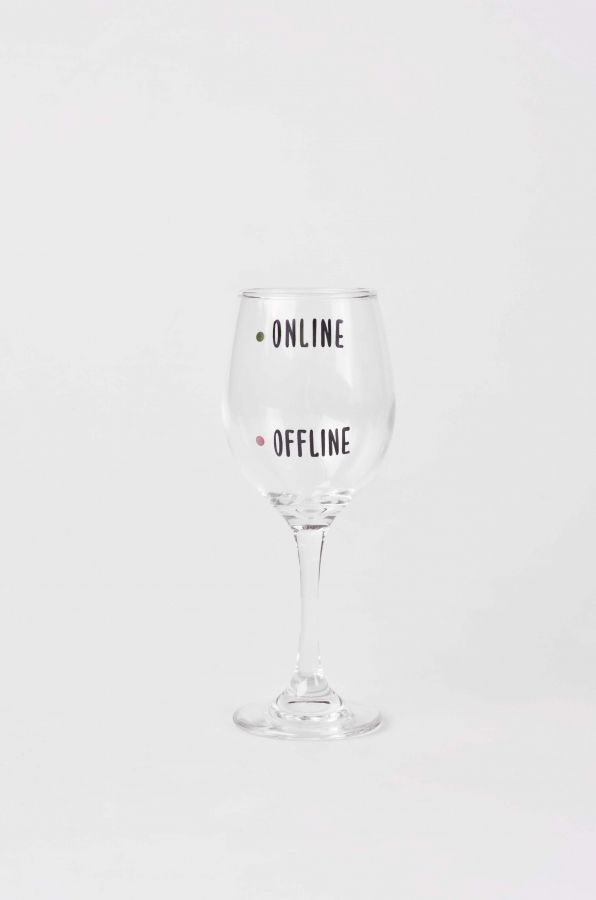 Sklenice na víno - Online/Offline